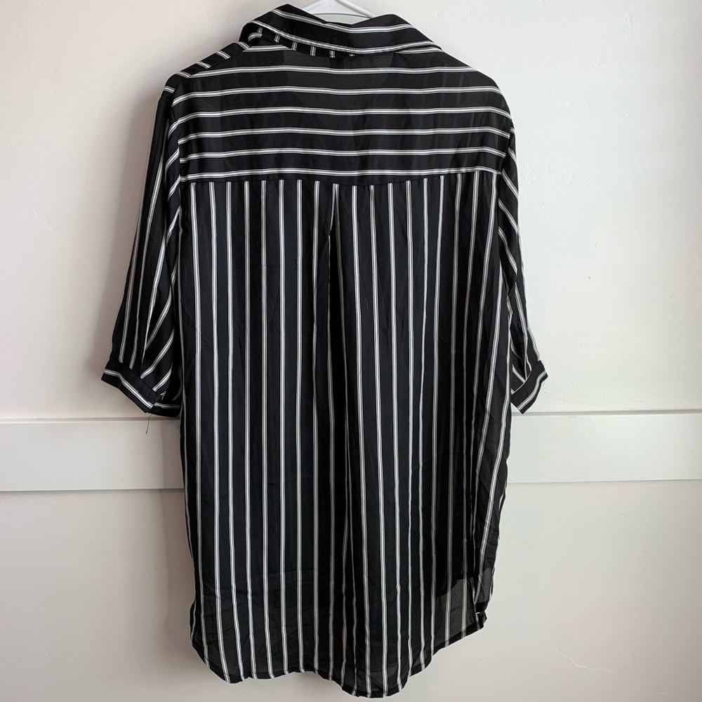 Yamoo European Style Black & White Striped Button Up Shirt - Picture 2 of 5